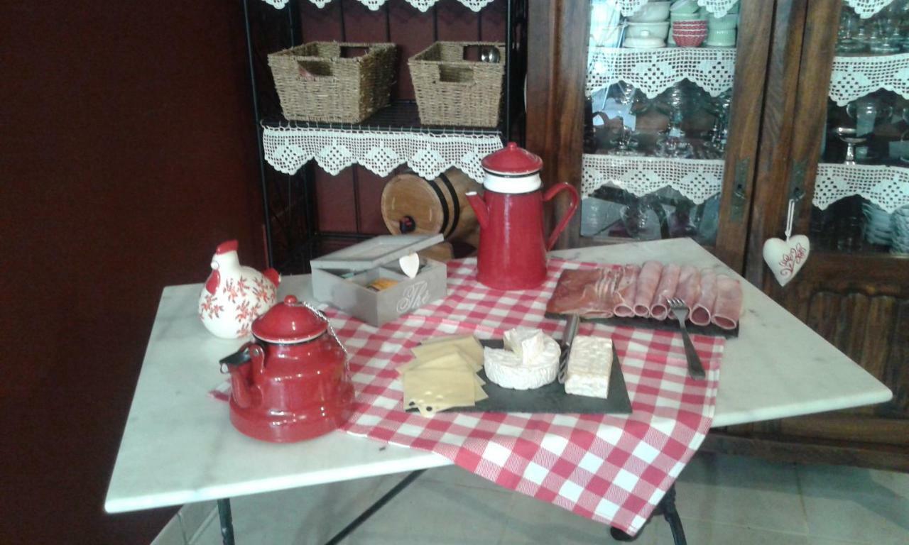 La Gerbaudiere Chambres&Table D Hotes Proche Mont Saint Michel Cuisine Maison Notre-Dame-du-Touchet Exterior foto